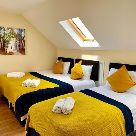 London Studio Apartments, Private Bathroom, Kitchenette, Parking, Np7 Eksteriør bilde